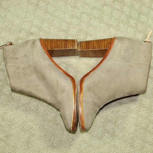 Ted Baker of London Size 6.5 / 37 Taupe Brown Heel Zip 3" Heeled Ankle Boots - Picture 3 of 6